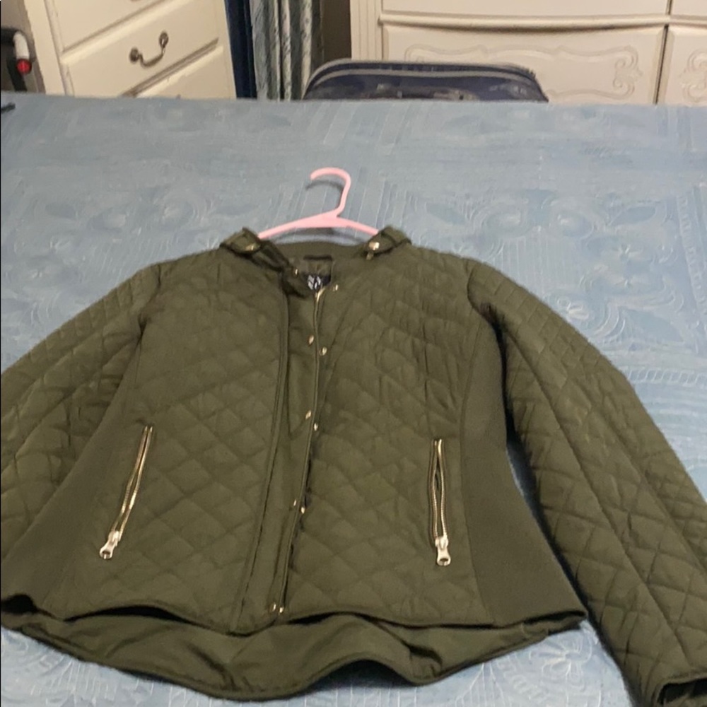 Never worn.